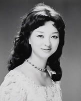 村松英子氏